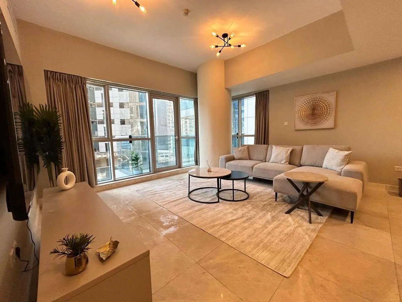 Apartment Spacious 1Bhk Apartment, Near City Centre Dubai