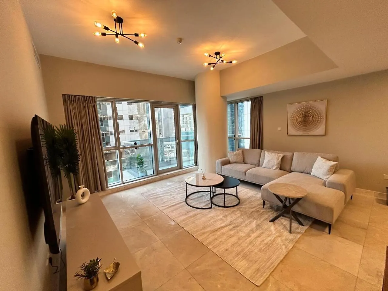 Spacious 1Bhk Apartment, Near City Centre Dubai 0*,